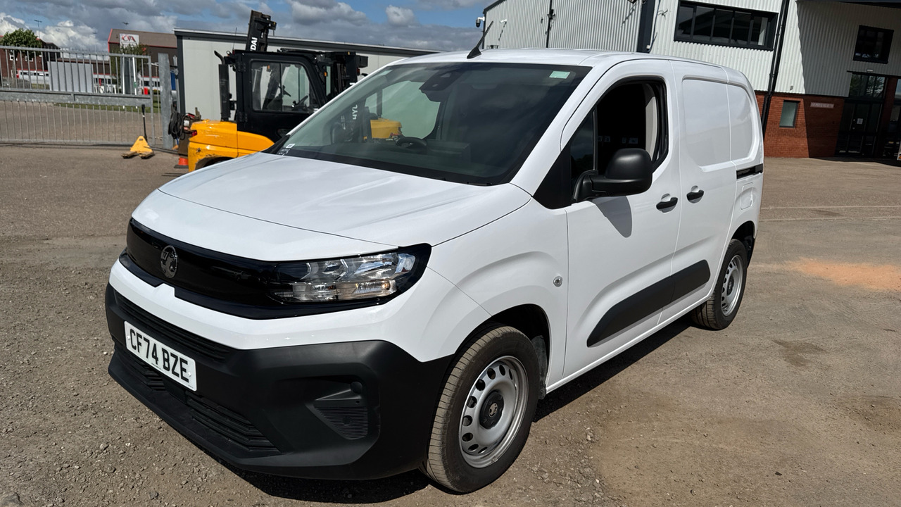 Vauxhall Combo 1.5 TURBO D 100PS PRIME - Легковой фургон: фото 2 Vauxhall Combo 1.5 TURBO D 100PS PRIME - Легковой фургон: фото 2