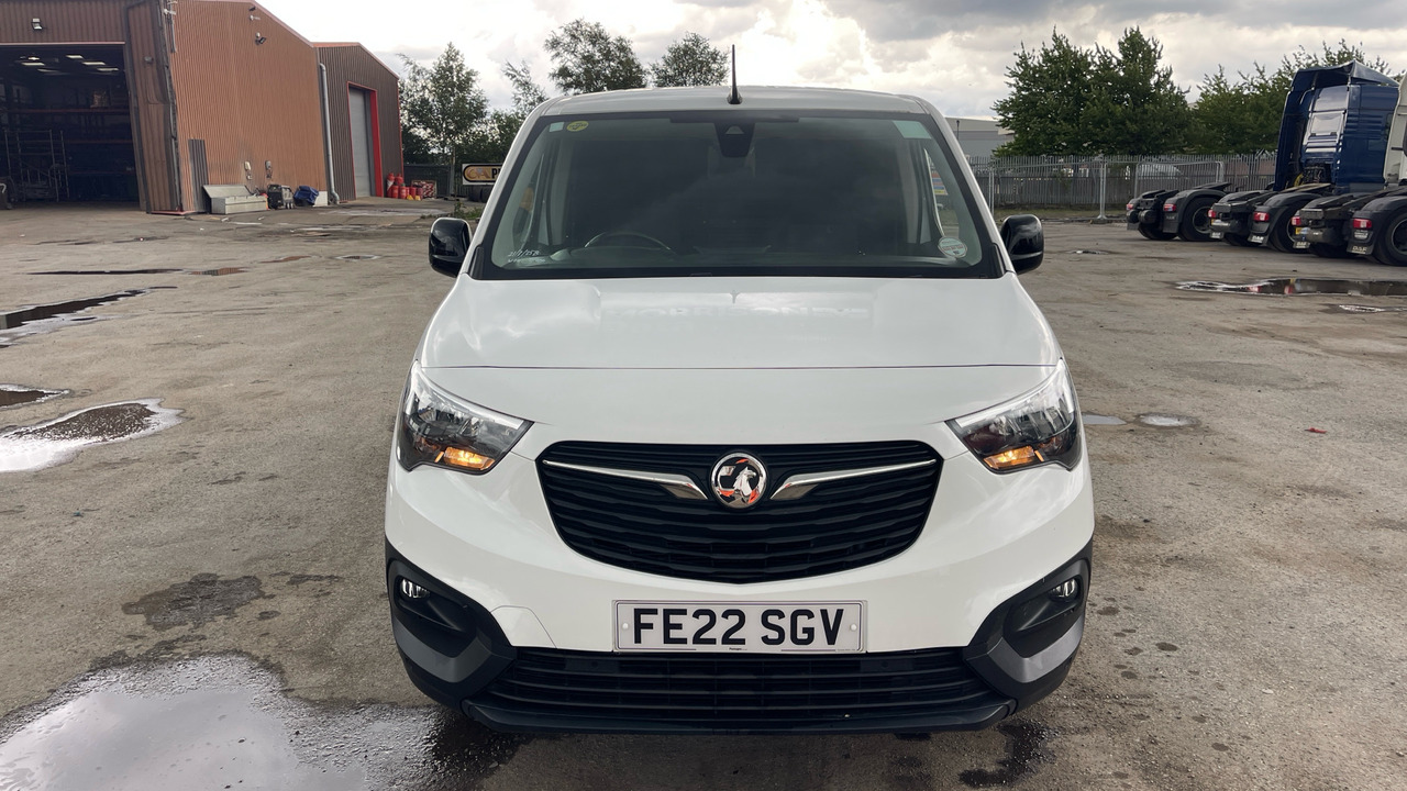 Легковой фургон Vauxhall Combo Cargo 2300 1.5 TURBO D 100PS: фото 12