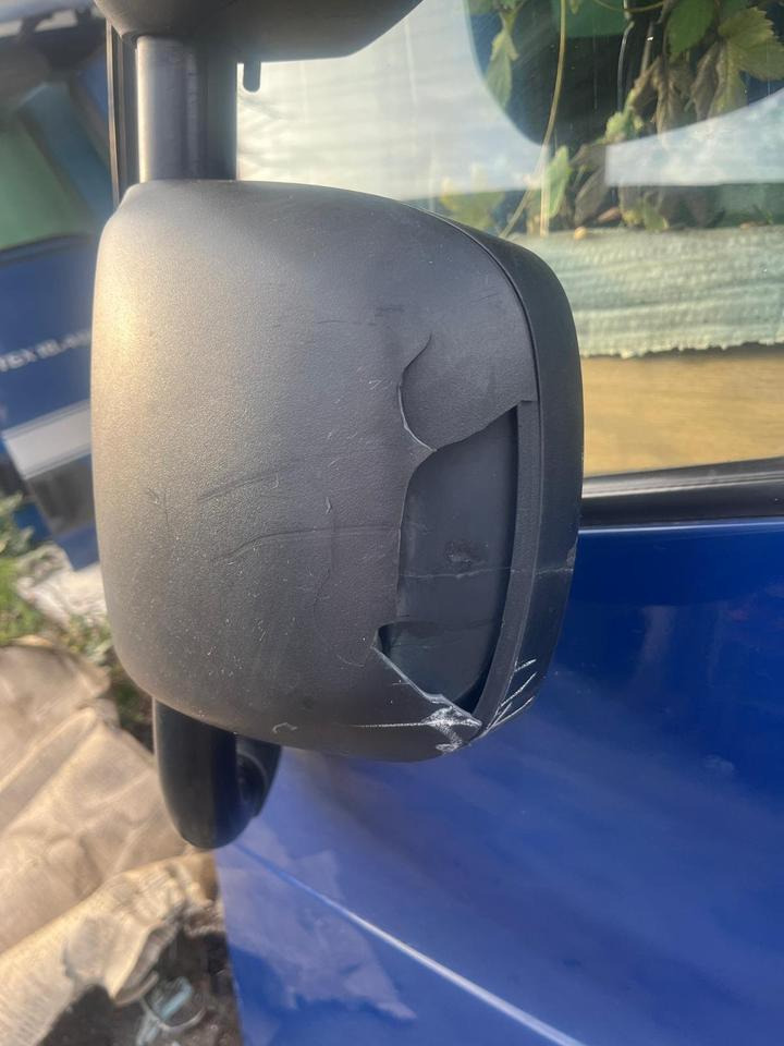 DAF XF 460 EU6 Fahrertür Blau Links Spiegel Innenverkleidung - Дверь и запчасти для Грузовиков: фото 2 DAF XF 460 EU6 Fahrertür Blau Links Spiegel Innenverkleidung - Дверь и запчасти для Грузовиков: фото 2