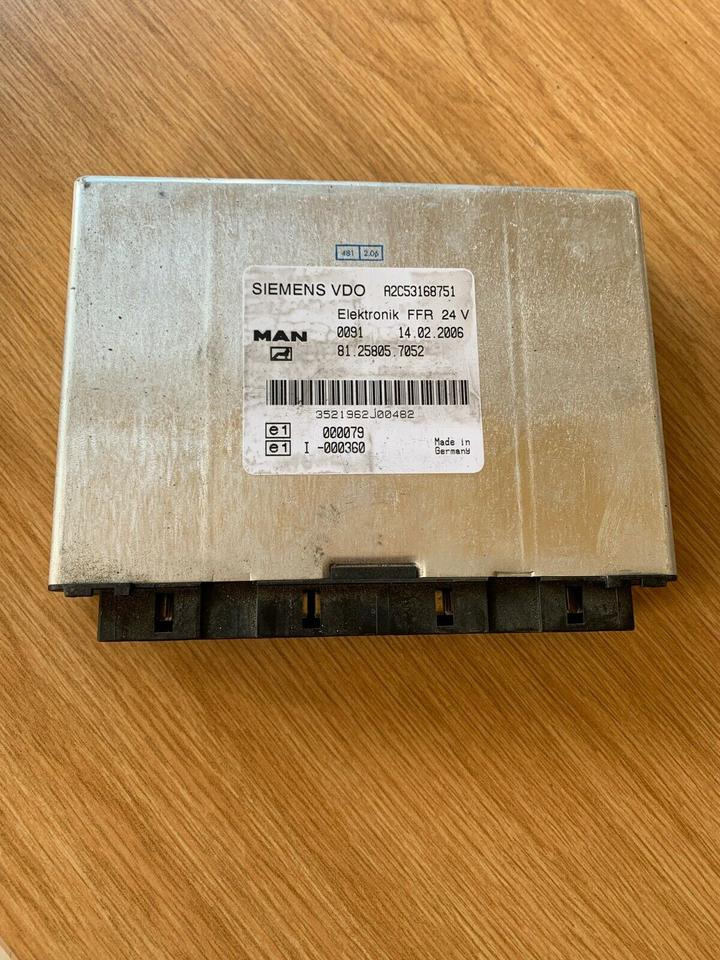 ELEKTRONIK FFR SIEMENS VDO Steuergerät MAN Nr. 81258057052 - Блок управления для Грузовиков: фото 1 ELEKTRONIK FFR SIEMENS VDO Steuergerät MAN Nr. 81258057052 - Блок управления для Грузовиков: фото 1