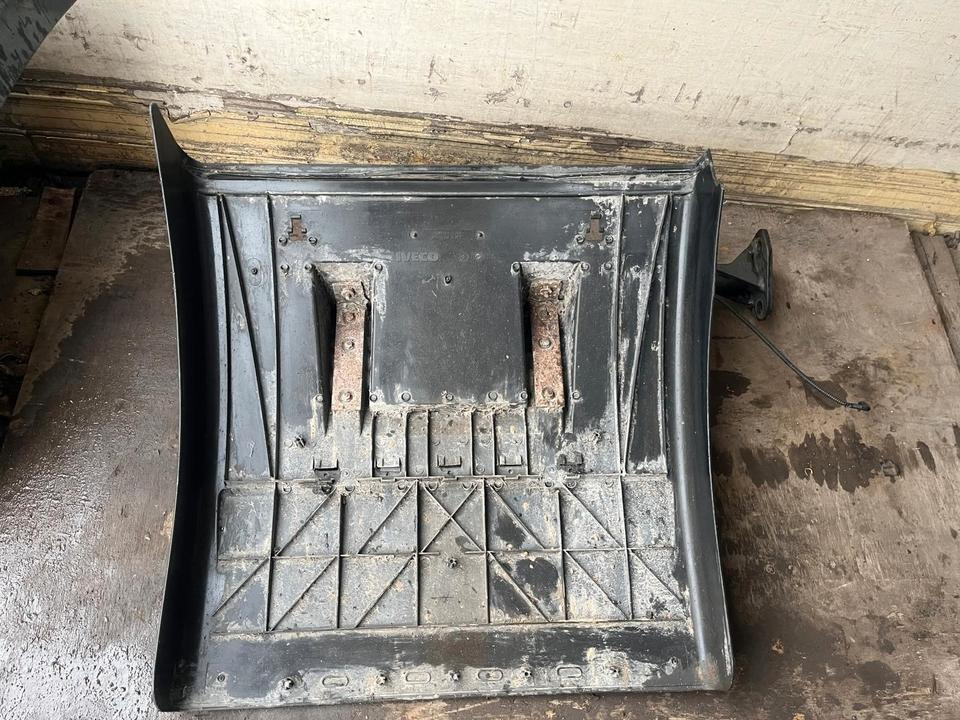 IVECO Stralis 450 Kotflügel vorne rechts 41299389 / 41299388 - Крыло для Грузовиков: фото 5 IVECO Stralis 450 Kotflügel vorne rechts 41299389 / 41299388 - Крыло для Грузовиков: фото 5