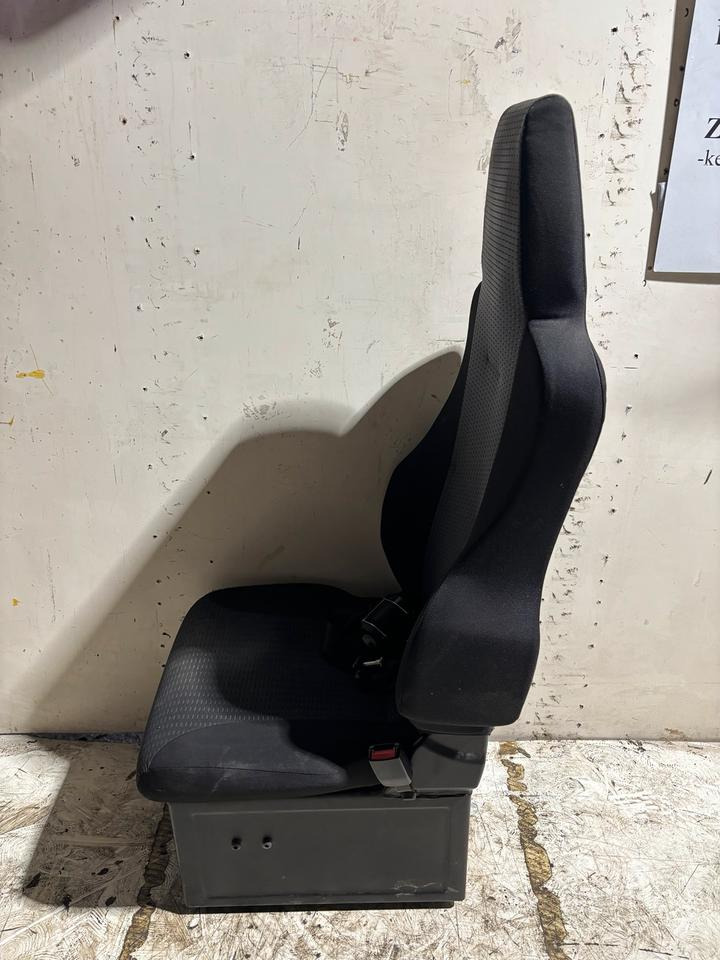 MAN TGL Beifahrersitz Euro 5/6 - Сиденье для Грузовиков: фото 3 MAN TGL Beifahrersitz Euro 5/6 - Сиденье для Грузовиков: фото 3