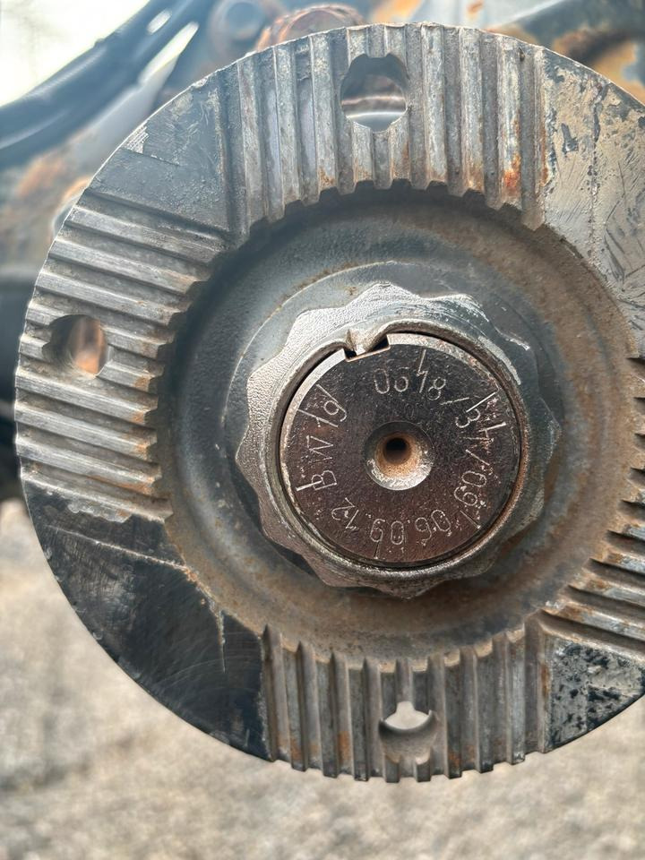 MAN TGM Hinterachse 37:9 von 18-Tonner - Задняя ось для Грузовиков: фото 2 MAN TGM Hinterachse 37:9 von 18-Tonner - Задняя ось для Грузовиков: фото 2