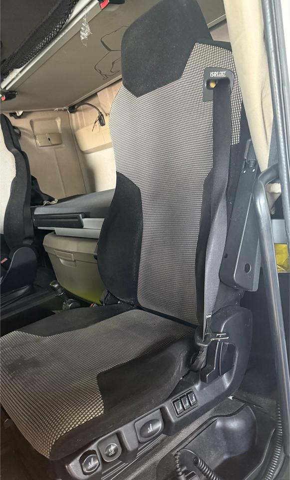 MAN TGX EU6 Fahrersitz - Сиденье для Грузовиков: фото 2 MAN TGX EU6 Fahrersitz - Сиденье для Грузовиков: фото 2