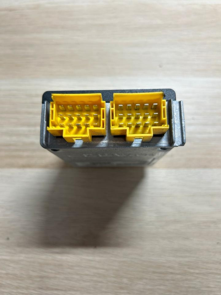 MAN WABCO ECAS 4*2 VL Steuergerät 81.25811-7010 - Блок управления для Грузовиков: фото 3 MAN WABCO ECAS 4*2 VL Steuergerät 81.25811-7010 - Блок управления для Грузовиков: фото 3