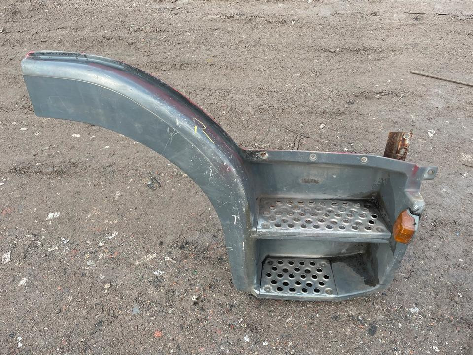 Mercedes ATEGO 12TN Einstieg Rechts Kotflügel - Боковая подножка для Грузовиков: фото 1 Mercedes ATEGO 12TN Einstieg Rechts Kotflügel - Боковая подножка для Грузовиков: фото 1