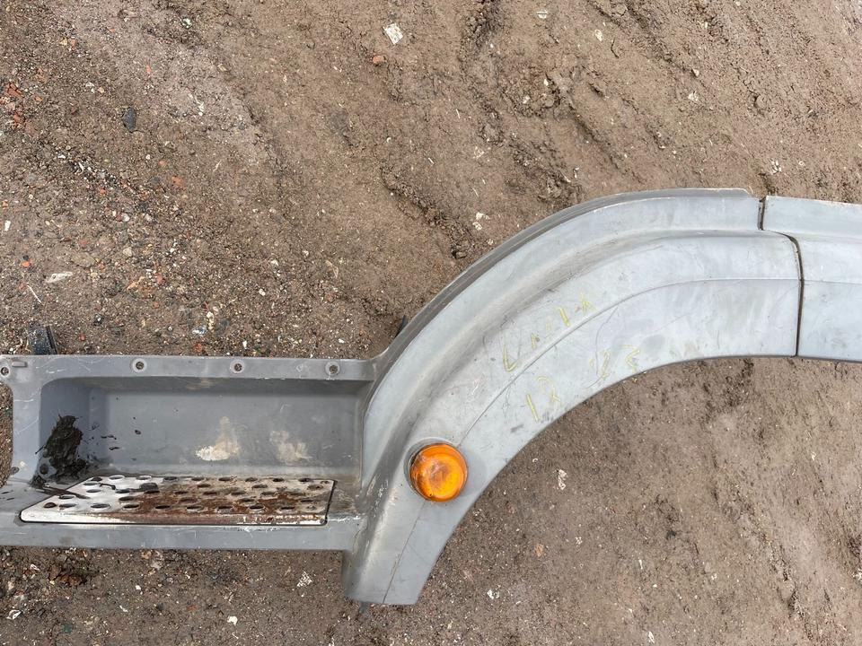 Mercedes AXOR Einstieg Links Kotflügel - Боковая подножка для Грузовиков: фото 1 Mercedes AXOR Einstieg Links Kotflügel - Боковая подножка для Грузовиков: фото 1