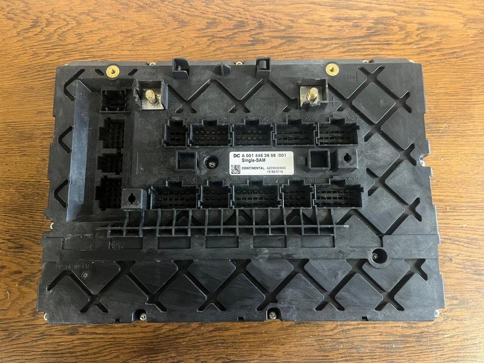 Mercedes Actros MP4 Single-SAM Sicherungskasten A0014463658 - Предохранитель для Грузовиков: фото 4 Mercedes Actros MP4 Single-SAM Sicherungskasten A0014463658 - Предохранитель для Грузовиков: фото 4