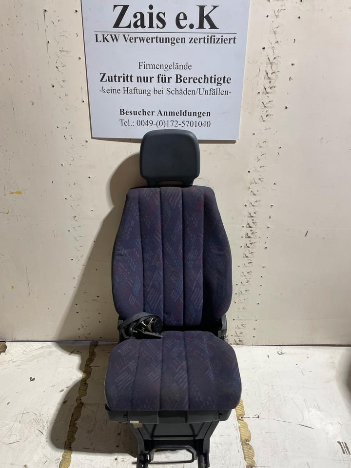 Mercedes Atego 1 Beifahrersitz - Сиденье для Грузовиков: фото 1 Mercedes Atego 1 Beifahrersitz - Сиденье для Грузовиков: фото 1