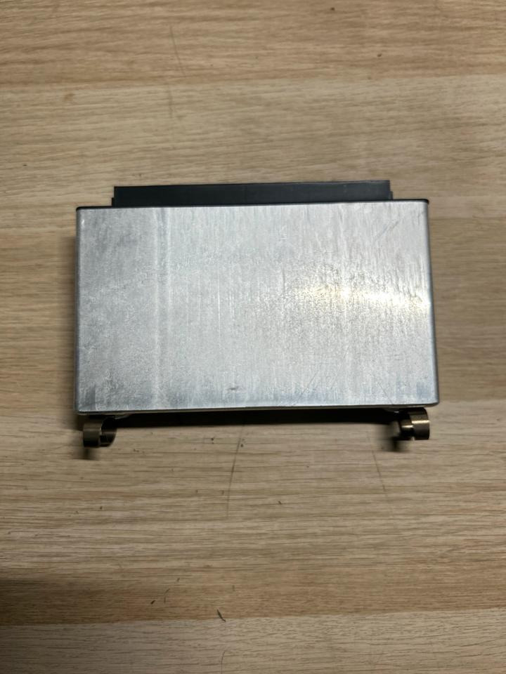 Mercedes Atego 4 EU6 WABCO EB5005 Steuergerät 4461302120 - Блок управления для Грузовиков: фото 4 Mercedes Atego 4 EU6 WABCO EB5005 Steuergerät 4461302120 - Блок управления для Грузовиков: фото 4