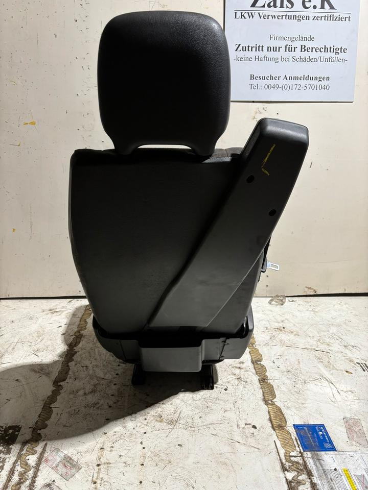 Mercedes-Benz Atego 2 Beifahrersitz mit Luft - Сиденье для Грузовиков: фото 4 Mercedes-Benz Atego 2 Beifahrersitz mit Luft - Сиденье для Грузовиков: фото 4