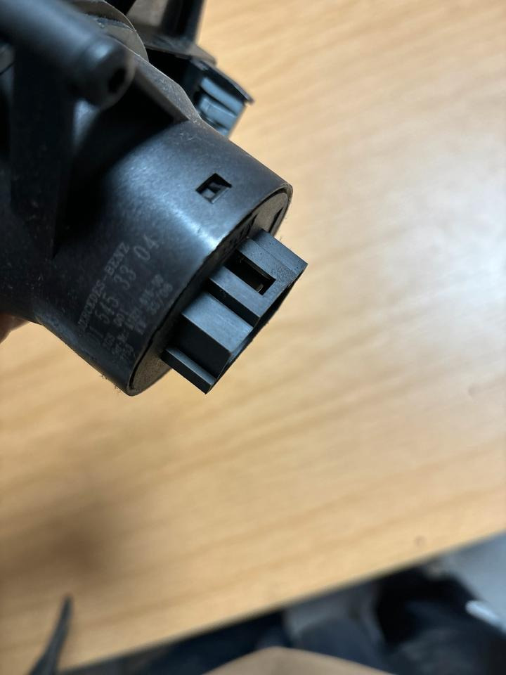 Mercedes-Benz Atego Lichtschalter A0015453304 - Электрическая система для Грузовиков: фото 3 Mercedes-Benz Atego Lichtschalter A0015453304 - Электрическая система для Грузовиков: фото 3