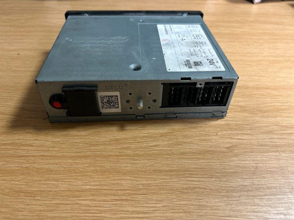 Mercedes-Benz Tachograph A0014463833 - Тахограф для Грузовиков: фото 2 Mercedes-Benz Tachograph A0014463833 - Тахограф для Грузовиков: фото 2