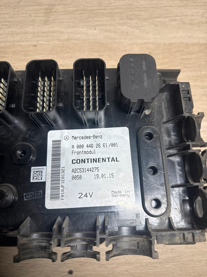 Mercedes Frontmodul CONTINENTAL A0004462661 - Блок управления для Грузовиков: фото 3 Mercedes Frontmodul CONTINENTAL A0004462661 - Блок управления для Грузовиков: фото 3