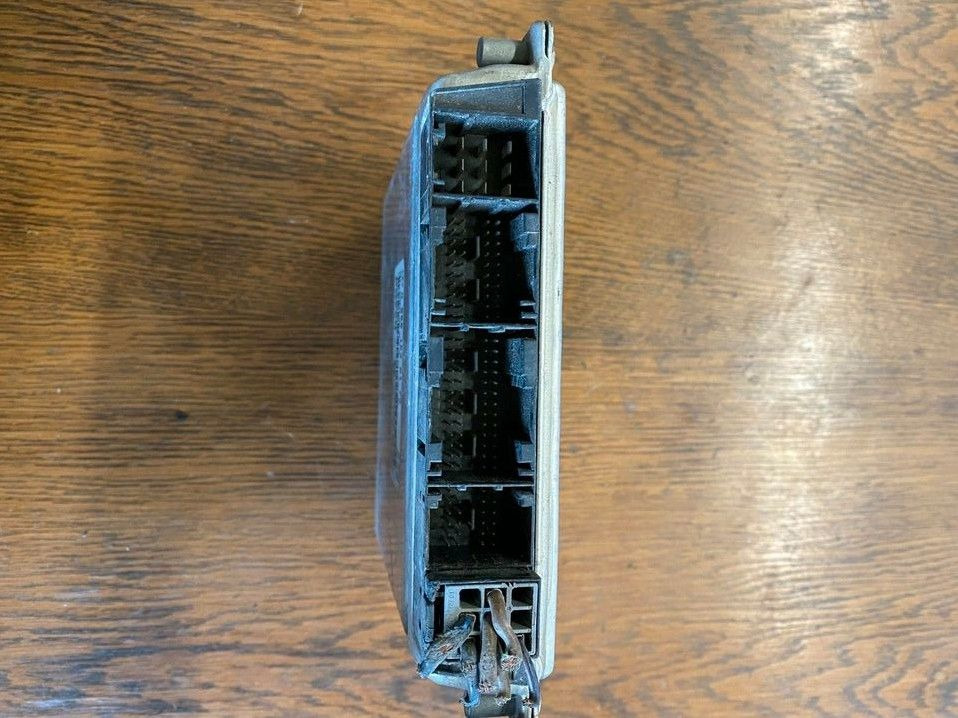 Mercedes Sprinter BOSCH Steuergerät A 000 153 61 79 - Блок управления для Грузовиков: фото 2 Mercedes Sprinter BOSCH Steuergerät A 000 153 61 79 - Блок управления для Грузовиков: фото 2