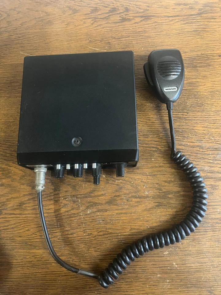 President Walker Funkgerät 34540 - Система навигации для Грузовиков: фото 4 President Walker Funkgerät 34540 - Система навигации для Грузовиков: фото 4