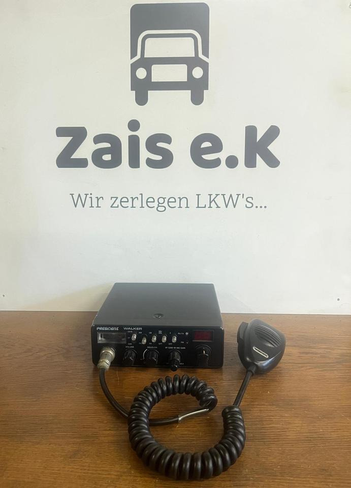 President Walker Funkgerät 34540 - Система навигации для Грузовиков: фото 1 President Walker Funkgerät 34540 - Система навигации для Грузовиков: фото 1