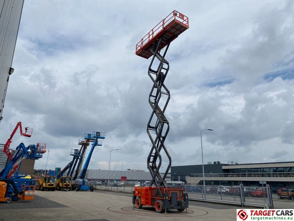 Ножничный подъемник Dingli JCPT1823DC Electric 4x4 Scissor Work Lift 1800cm: фото 7