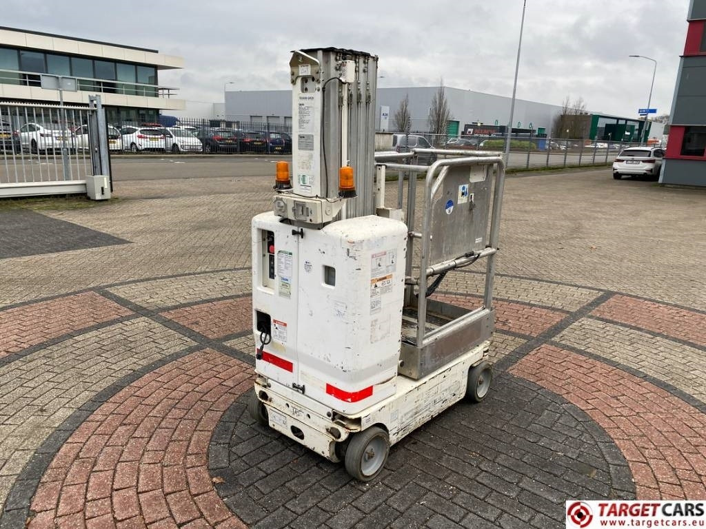 Genie GR-20 RunAbout Electric Vertical Mast Lift 802cm - Вертикальный мачтовый подъемник: фото 3 Genie GR-20 RunAbout Electric Vertical Mast Lift 802cm - Вертикальный мачтовый подъемник: фото 3