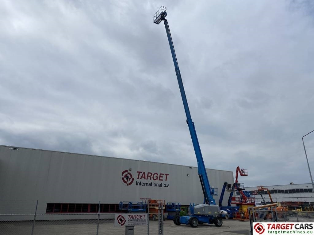 Genie S-100HD Articulated 4x4x4 Diesel Boom Lift 3248cm  - Телескопический подъемник: фото 5 Genie S-100HD Articulated 4x4x4 Diesel Boom Lift 3248cm  - Телескопический подъемник: фото 5