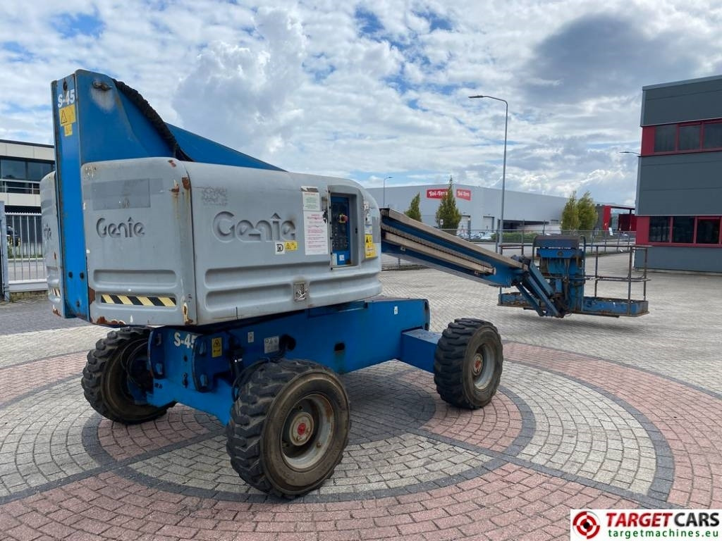 Genie S-45 Telescopic 4x4 Diesel Boom Work Lift 1572cm  - Телескопический подъемник: фото 3 Genie S-45 Telescopic 4x4 Diesel Boom Work Lift 1572cm  - Телескопический подъемник: фото 3