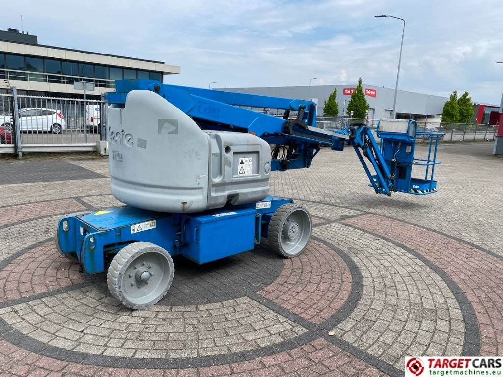 Genie Z-40/23N RJ Articulated Electric Boom Lift 1432cm - Коленчатый подъемник: фото 3 Genie Z-40/23N RJ Articulated Electric Boom Lift 1432cm - Коленчатый подъемник: фото 3