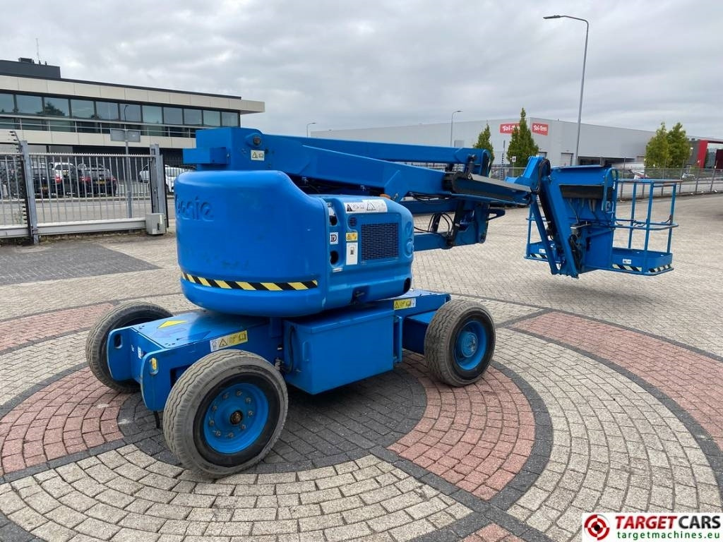 Genie Z-45/25J Articulated HyBrid Boom Work Lift 1594cm - Коленчатый подъемник: фото 3 Genie Z-45/25J Articulated HyBrid Boom Work Lift 1594cm - Коленчатый подъемник: фото 3