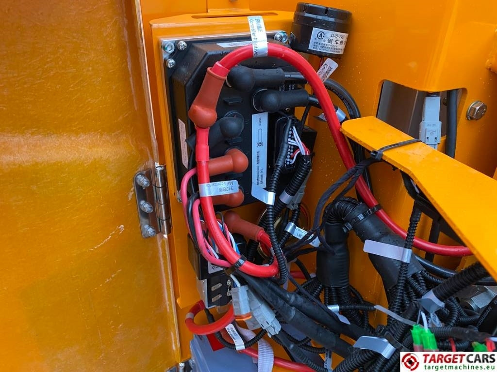 Hangcha HV95D-LC Electric Vertical Mast Work Lift 950cm в лизинг Hangcha HV95D-LC Electric Vertical Mast Work Lift 950cm: фото 18 Hangcha HV95D-LC Electric Vertical Mast Work Lift 950cm в лизинг Hangcha HV95D-LC Electric Vertical Mast Work Lift 950cm: фото 18