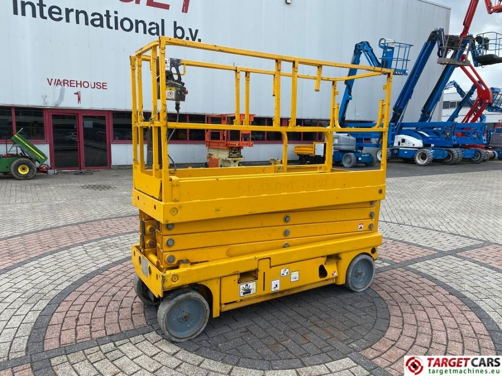 Haulotte Compact 10N Electric Scissor Work Lift 1000cm - Ножничный подъемник: фото 1 Haulotte Compact 10N Electric Scissor Work Lift 1000cm - Ножничный подъемник: фото 1