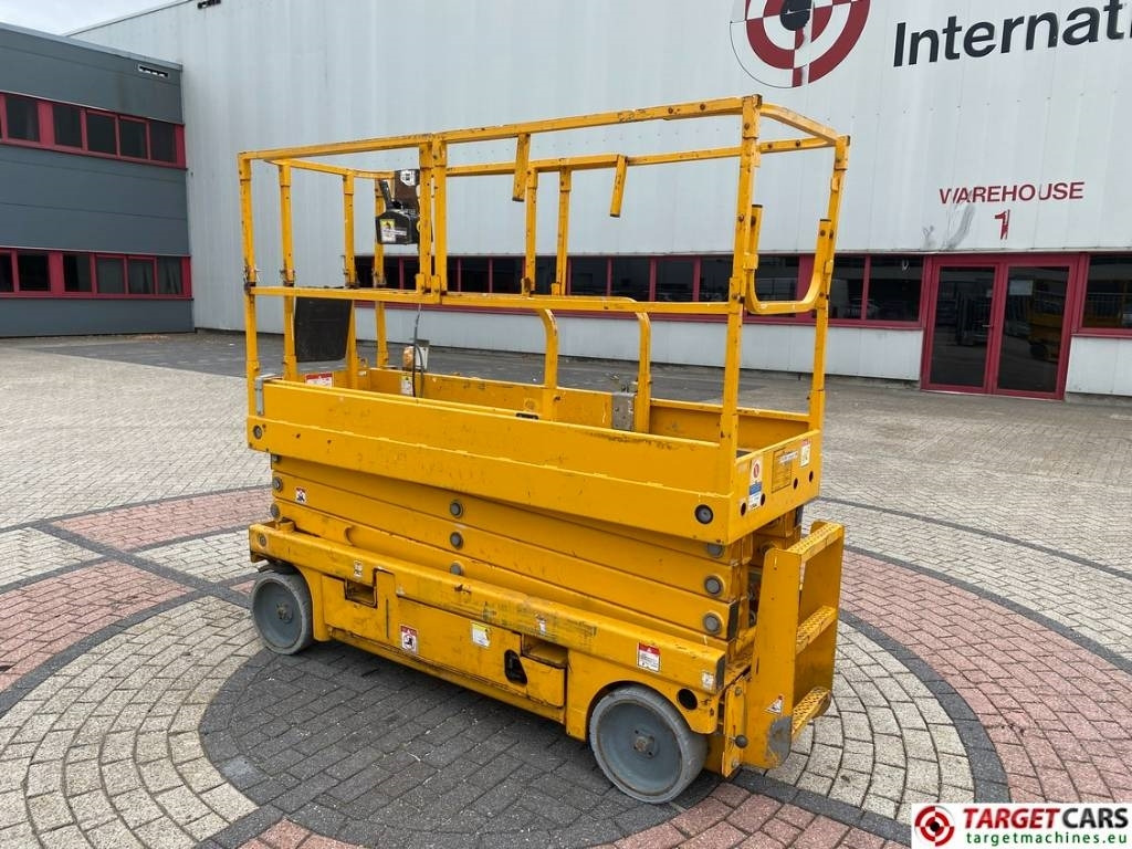 Haulotte Compact 10N Electric Scissor Work Lift 1000cm - Ножничный подъемник: фото 4 Haulotte Compact 10N Electric Scissor Work Lift 1000cm - Ножничный подъемник: фото 4