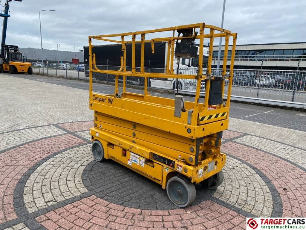 Haulotte Compact 10N Electric Scissor Work Lift 1000cm - Ножничный подъемник: фото 2 Haulotte Compact 10N Electric Scissor Work Lift 1000cm - Ножничный подъемник: фото 2