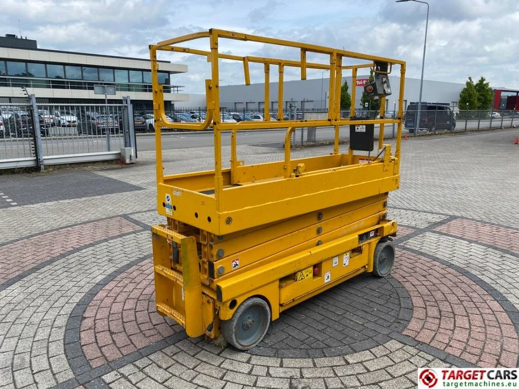 Haulotte Compact 10N Electric Scissor Work Lift 1000cm - Ножничный подъемник: фото 3 Haulotte Compact 10N Electric Scissor Work Lift 1000cm - Ножничный подъемник: фото 3