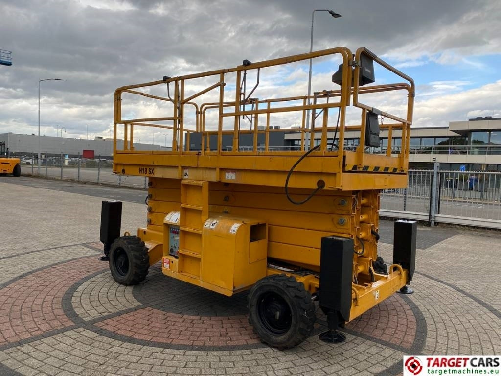Haulotte H18SDX Diesel H18SX Scissor 4x4 Work Lift 1800cm - Ножничный подъемник: фото 2 Haulotte H18SDX Diesel H18SX Scissor 4x4 Work Lift 1800cm - Ножничный подъемник: фото 2