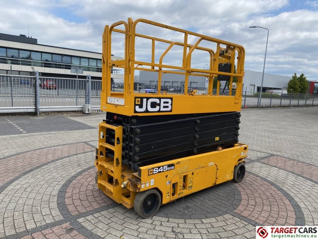 JCB S4550E Electric Scissor Work Lift 1580cm - Ножничный подъемник: фото 3 JCB S4550E Electric Scissor Work Lift 1580cm - Ножничный подъемник: фото 3