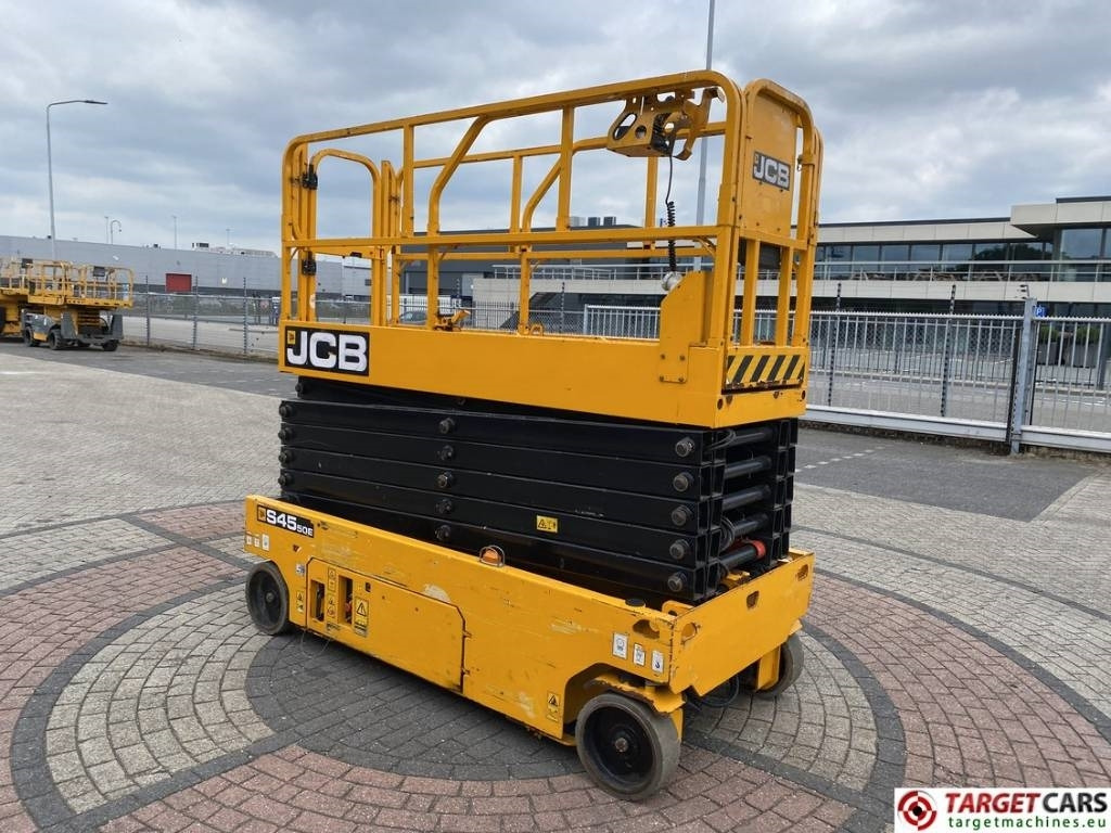 JCB S4550E Electric Scissor Work Lift 1580cm - Ножничный подъемник: фото 2 JCB S4550E Electric Scissor Work Lift 1580cm - Ножничный подъемник: фото 2