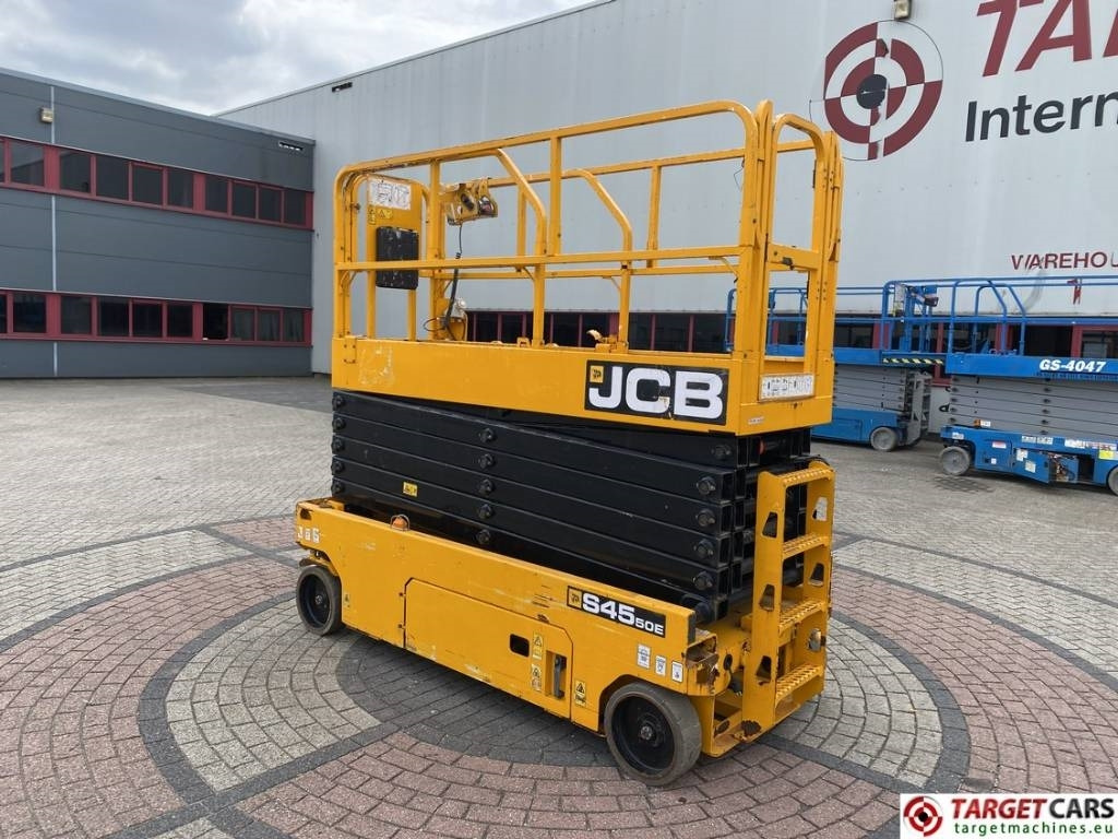 JCB S4550E Electric Scissor Work Lift 1580cm - Ножничный подъемник: фото 4 JCB S4550E Electric Scissor Work Lift 1580cm - Ножничный подъемник: фото 4