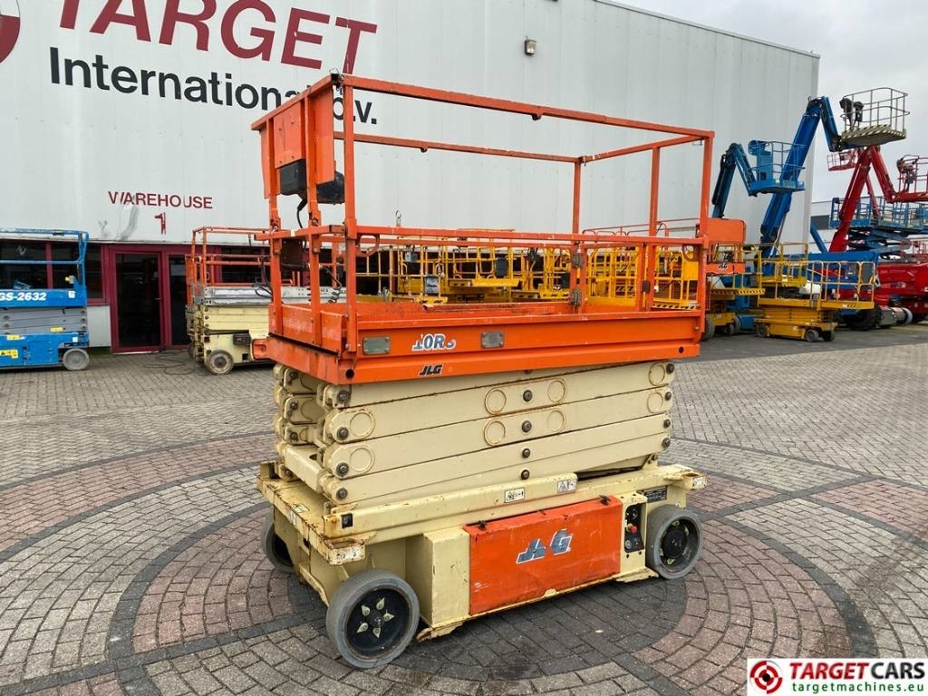 JLG 10RS Electric Scissor Work Lift 1175cm - Ножничный подъемник: фото 1 JLG 10RS Electric Scissor Work Lift 1175cm - Ножничный подъемник: фото 1