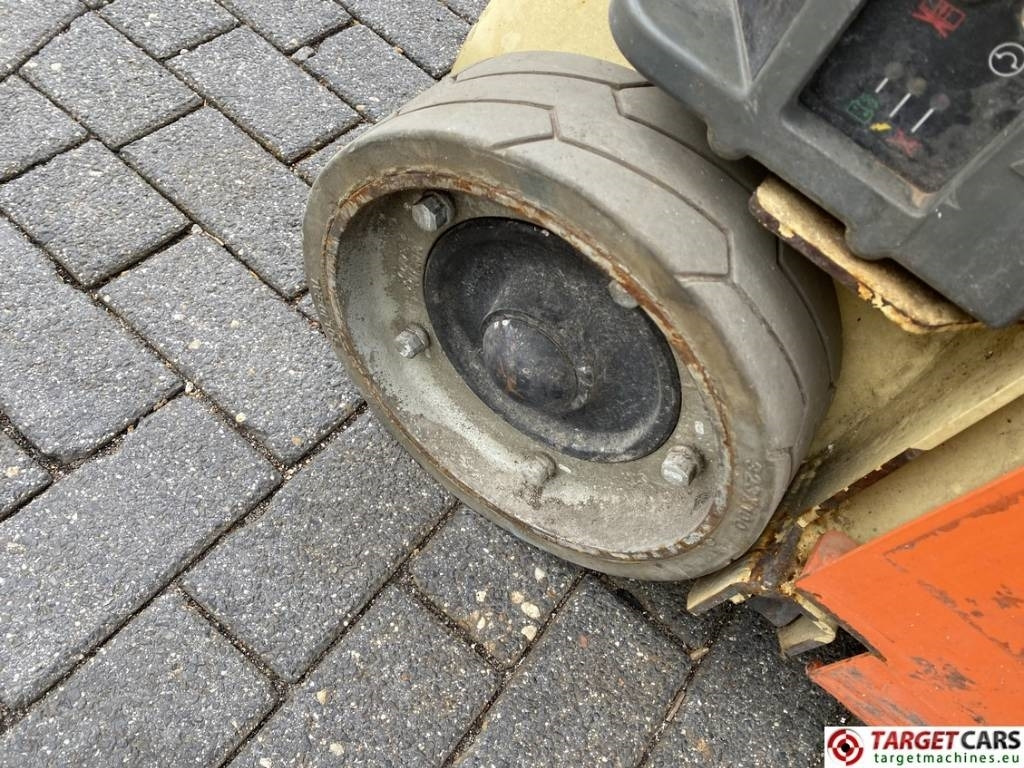 JLG 1230ES Electric Vertical Mast Work Lift 566cm  в лизинг JLG 1230ES Electric Vertical Mast Work Lift 566cm: фото 18