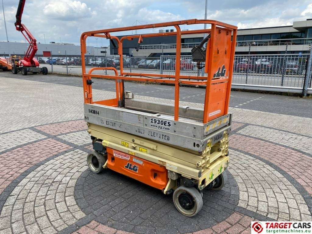 JLG 1930ES Electric Scissor Work Lift 772cm - Ножничный подъемник: фото 2 JLG 1930ES Electric Scissor Work Lift 772cm - Ножничный подъемник: фото 2