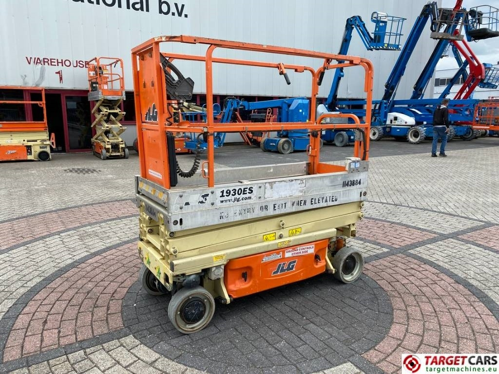 JLG 1930ES Electric Scissor Work Lift 772cm - Ножничный подъемник: фото 1 JLG 1930ES Electric Scissor Work Lift 772cm - Ножничный подъемник: фото 1