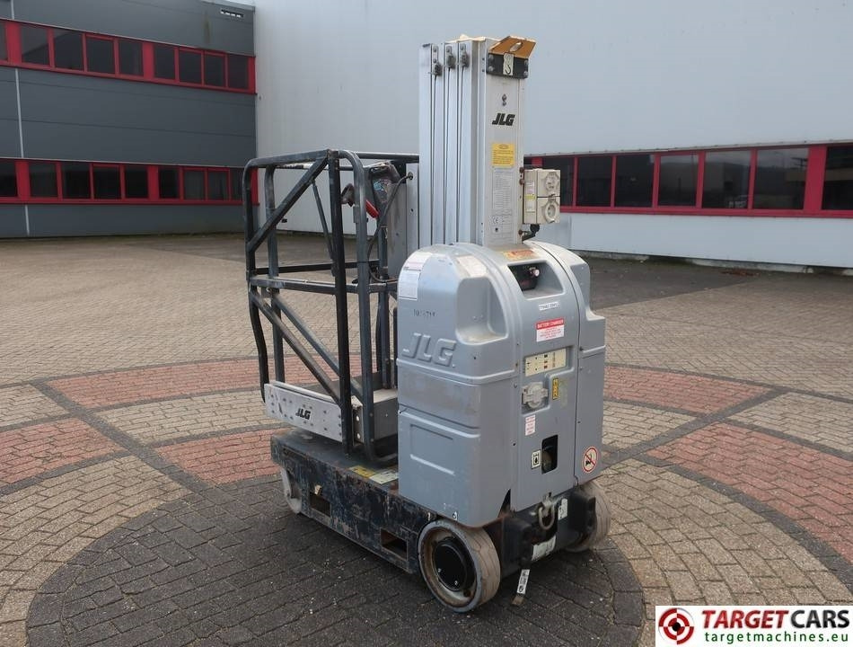 JLG 20MVL Electric Vertical Mast Work Lift 798cm - Вертикальный мачтовый подъемник: фото 4 JLG 20MVL Electric Vertical Mast Work Lift 798cm - Вертикальный мачтовый подъемник: фото 4