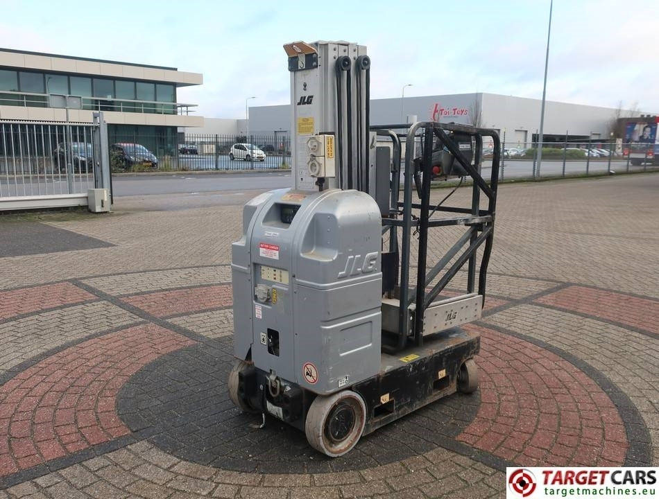 JLG 20MVL Electric Vertical Mast Work Lift 798cm - Вертикальный мачтовый подъемник: фото 3 JLG 20MVL Electric Vertical Mast Work Lift 798cm - Вертикальный мачтовый подъемник: фото 3