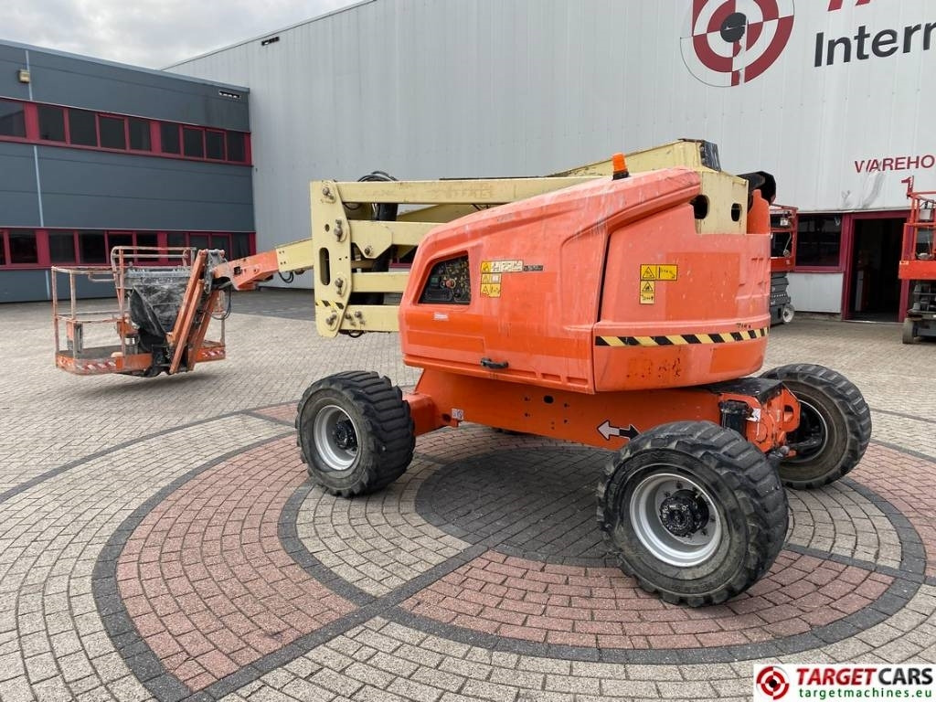 JLG 520AJ Articulated 4x4 Diesel Boom Work Lift 1800cm - Коленчатый подъемник: фото 4 JLG 520AJ Articulated 4x4 Diesel Boom Work Lift 1800cm - Коленчатый подъемник: фото 4
