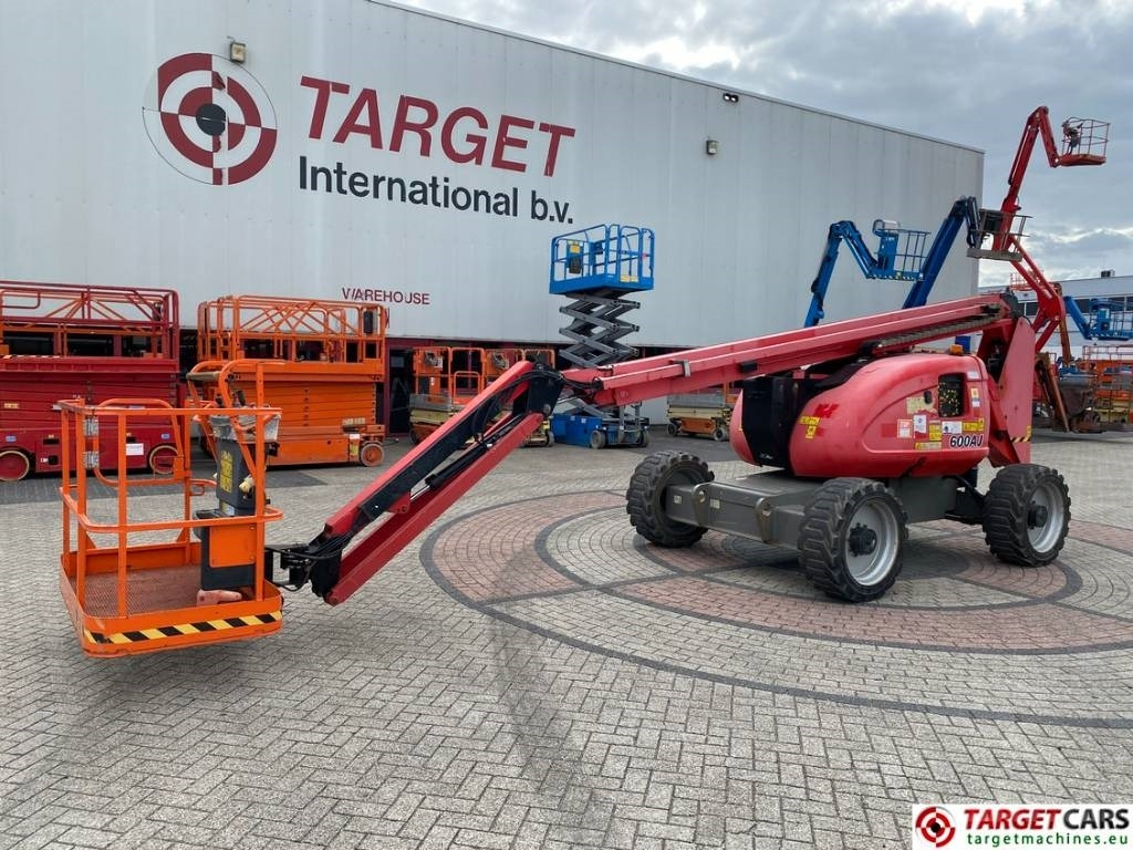 JLG 600AJ Articulated 4x4 Diesel Boom Work Lift 2047cm - Коленчатый подъемник: фото 1 JLG 600AJ Articulated 4x4 Diesel Boom Work Lift 2047cm - Коленчатый подъемник: фото 1
