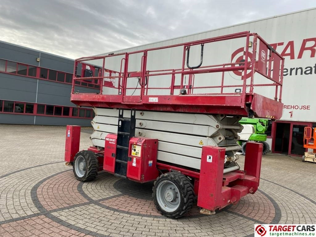 MEC 6092RT Diesel 4x4 Scissor Work Lift 2020cm - Ножничный подъемник: фото 4 MEC 6092RT Diesel 4x4 Scissor Work Lift 2020cm - Ножничный подъемник: фото 4