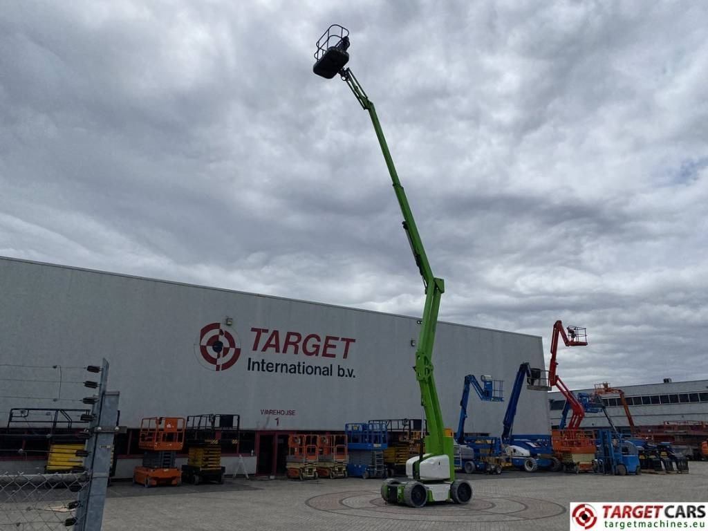 Niftylift HR17NE MK3 Electric Articulated Boom Work Lift 17M - Коленчатый подъемник: фото 5 Niftylift HR17NE MK3 Electric Articulated Boom Work Lift 17M - Коленчатый подъемник: фото 5