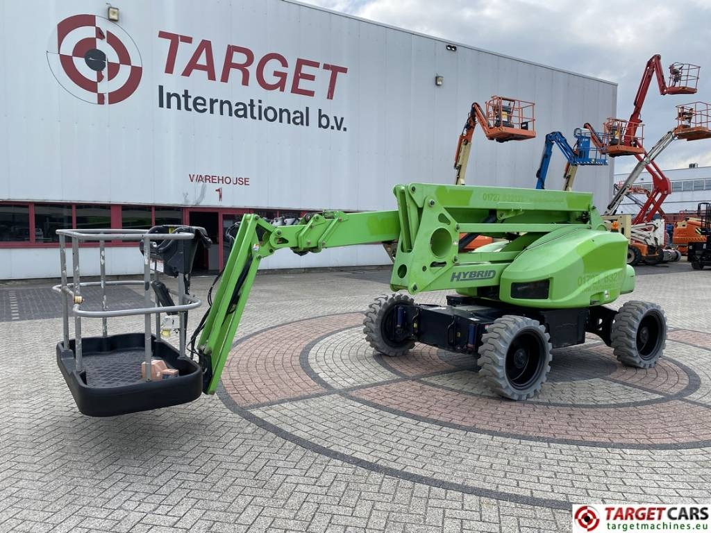 Niftylift HR21 MK2 HyBrid Articulated 4x4 Boom Lift 2080cm - Коленчатый подъемник: фото 1 Niftylift HR21 MK2 HyBrid Articulated 4x4 Boom Lift 2080cm - Коленчатый подъемник: фото 1