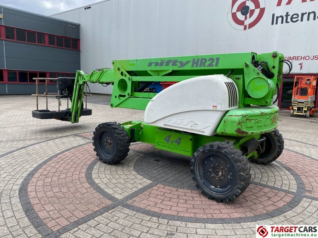 Niftylift HR21D Diesel 4x4 Articulated Boom Work Lift 2080cm - Коленчатый подъемник: фото 4 Niftylift HR21D Diesel 4x4 Articulated Boom Work Lift 2080cm - Коленчатый подъемник: фото 4