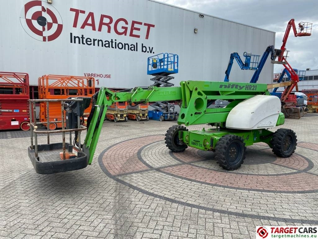Niftylift HR21D Diesel 4x4 Articulated Boom Work Lift 2080cm - Коленчатый подъемник: фото 1 Niftylift HR21D Diesel 4x4 Articulated Boom Work Lift 2080cm - Коленчатый подъемник: фото 1