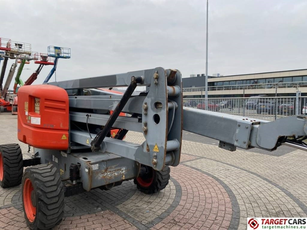 Коленчатый подъемник SkyJack SJ51AJ Articulated 4x4 Diesel Boom Lift 1755cm: фото 28